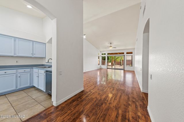 1781 W Eagle Crest Place, Tucson, AZ 85737
