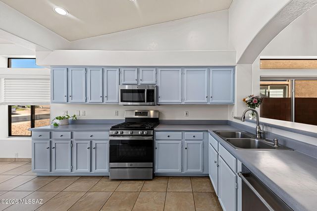 1781 W Eagle Crest Place, Tucson, AZ 85737