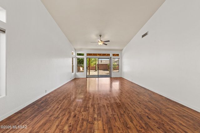 1781 W Eagle Crest Place, Tucson, AZ 85737