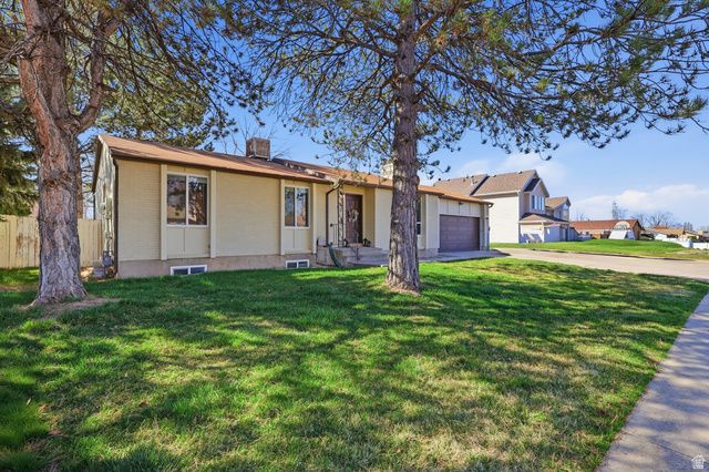 1147 W 25 S, Clearfield, UT 84015