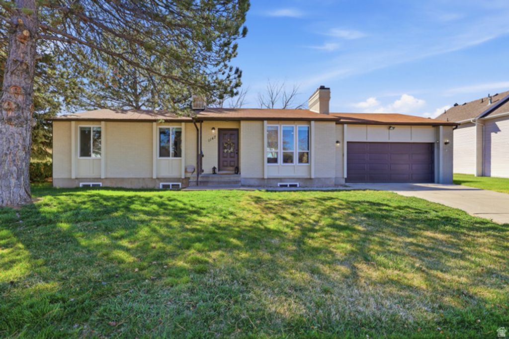 1147 W 25 S, Clearfield, UT 84015