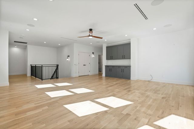 6008 Kenwood Avenue, Dallas, TX 75206