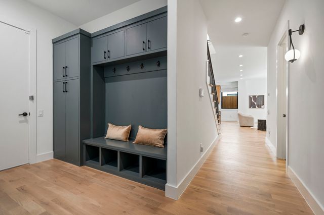 6008 Kenwood Avenue, Dallas, TX 75206