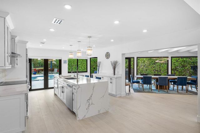 624 Lakewoode Circle W, Delray Beach, FL 33445