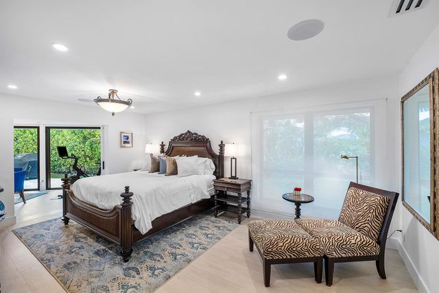 624 Lakewoode Circle W, Delray Beach, FL 33445