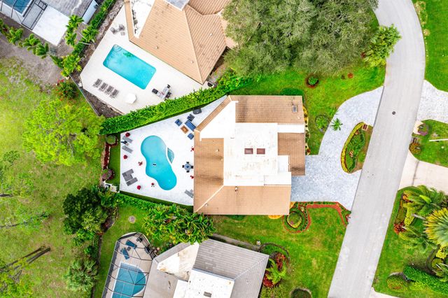 624 Lakewoode Circle W, Delray Beach, FL 33445