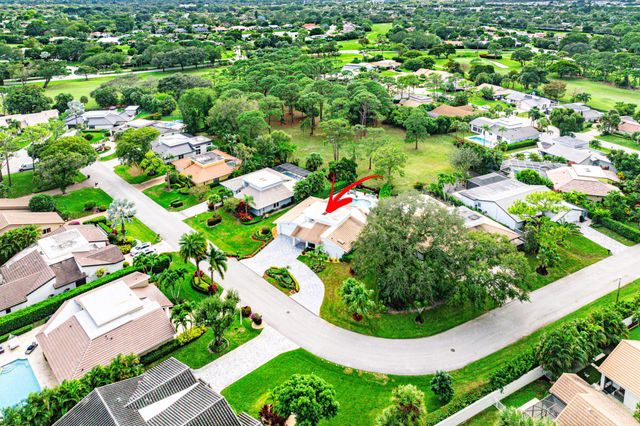 624 Lakewoode Circle W, Delray Beach, FL 33445