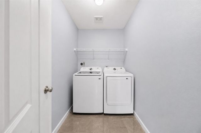 16454 Peyton Stone Circle, Houston, TX 77049