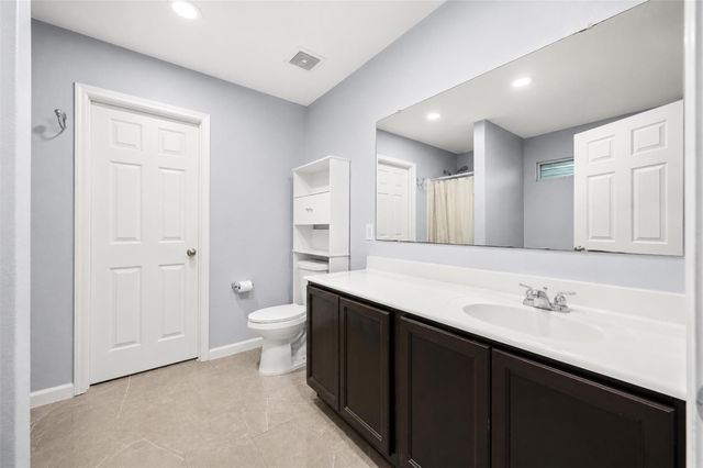 16454 Peyton Stone Circle, Houston, TX 77049