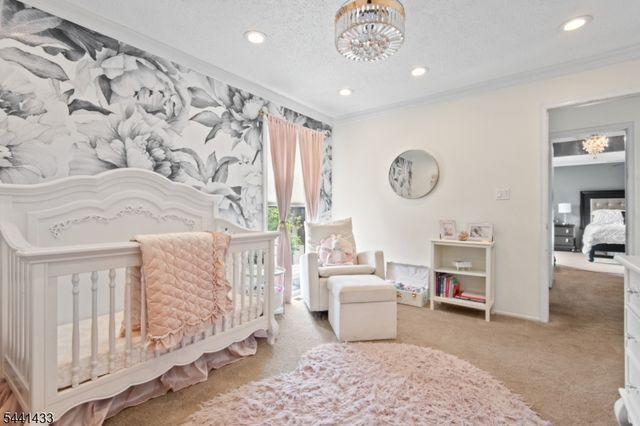 261 Kingsberry Dr, Franklin Twp., NJ 08873