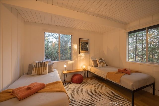 399 Rainier Road, Lake Arrowhead, CA 92352