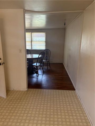 4546 Kelsey Road, Kansas City, MO 64116