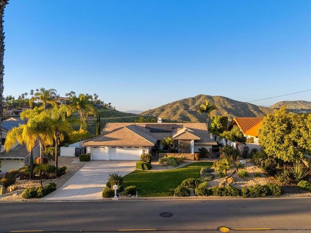 17816 Saint Andrews Drive, Poway, CA 92064