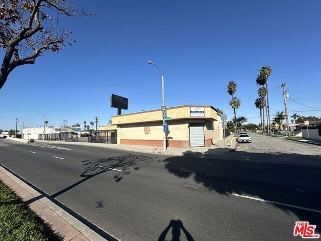 515 E Rosecrans Avenue, Compton, CA 90221