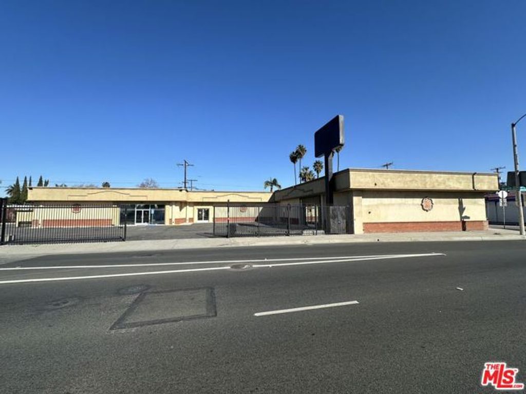 515 E Rosecrans Avenue, Compton, CA 90221
