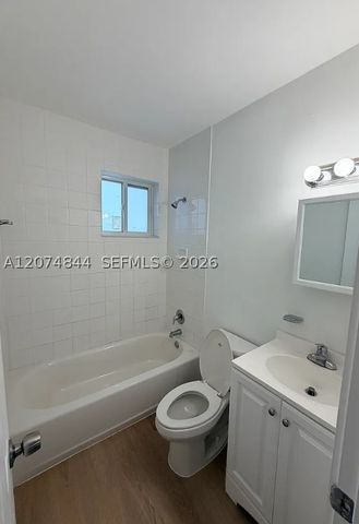 1380 SW 2nd St 7, Miami, FL 33135