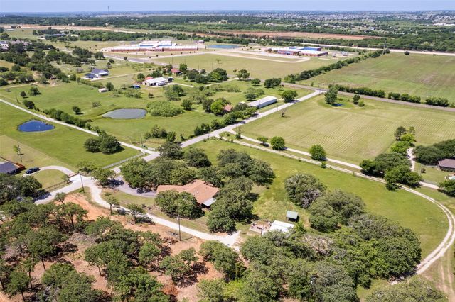 1816 Caddo Peak Road, Joshua, TX 76058