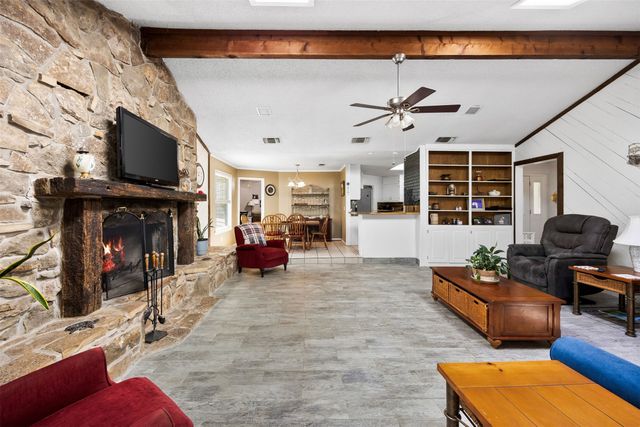 1816 Caddo Peak Road, Joshua, TX 76058
