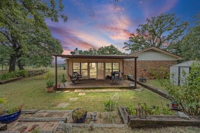 1816 Caddo Peak Road, Joshua, TX 76058