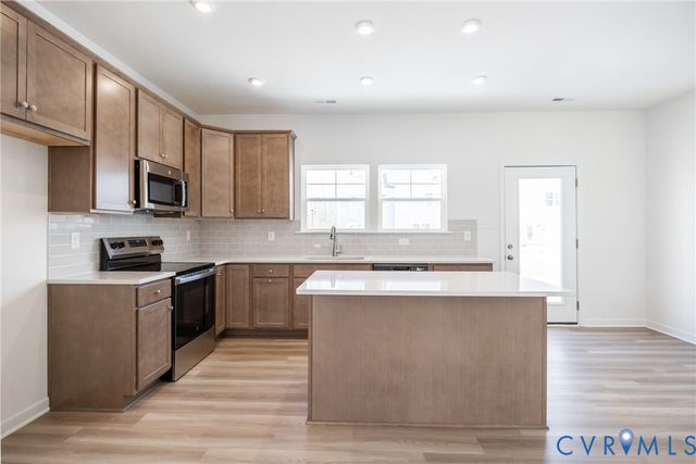 245 Whiteside Rd, Sandston, VA 23150