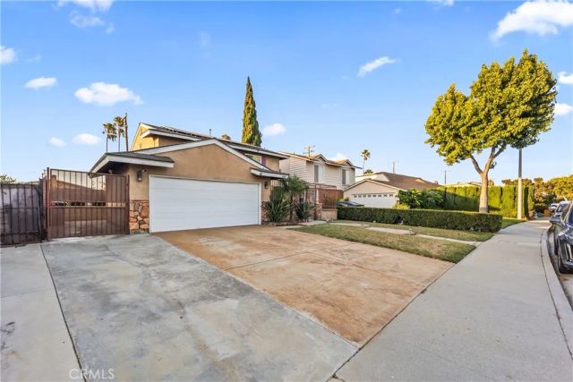 1003 E Helmick, Carson, CA 90746