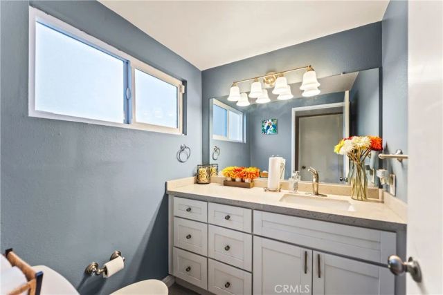 1003 E Helmick, Carson, CA 90746