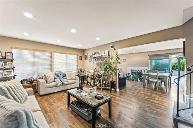 1003 E Helmick, Carson, CA 90746