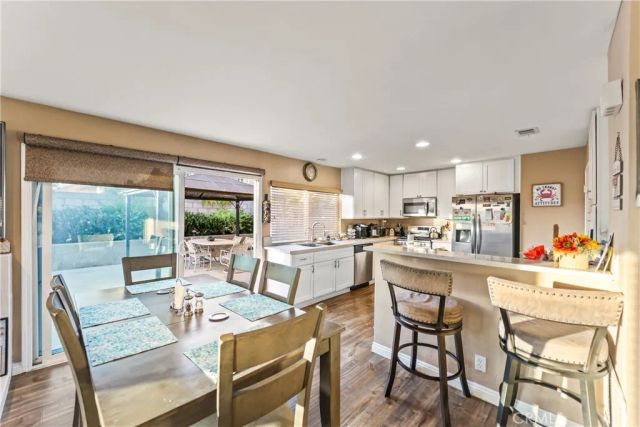 1003 E Helmick, Carson, CA 90746