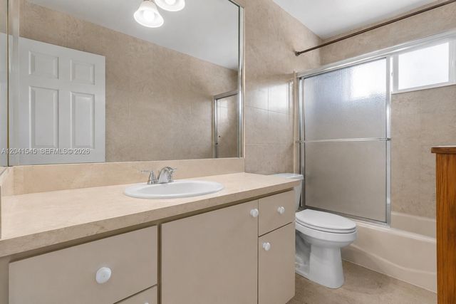 18670 Belview Dr, Cutler Bay, FL 33157