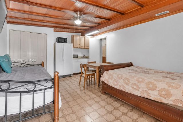 18670 Belview Dr, Cutler Bay, FL 33157