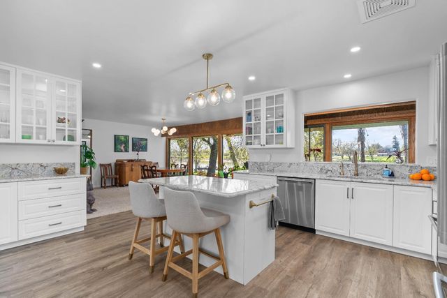 195 Howell Avenue, Red Bluff, CA 96080