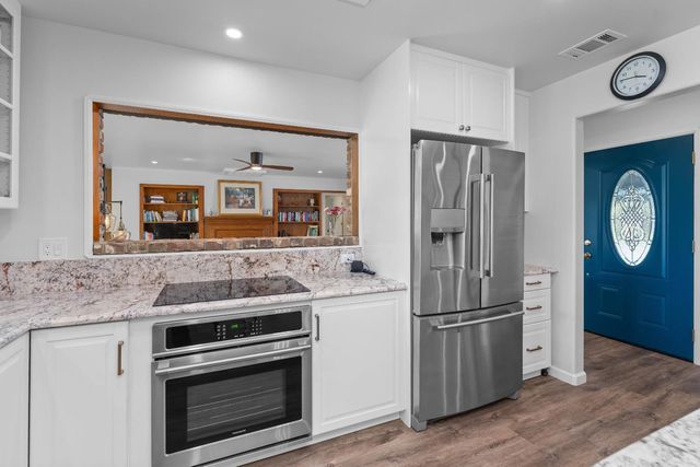 195 Howell Avenue, Red Bluff, CA 96080