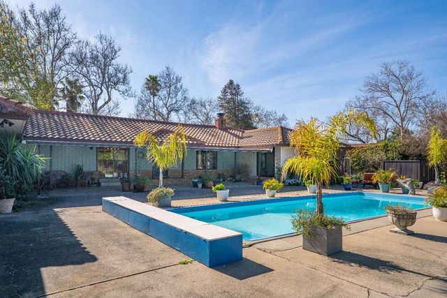 195 Howell Avenue, Red Bluff, CA 96080