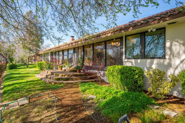 195 Howell Avenue, Red Bluff, CA 96080