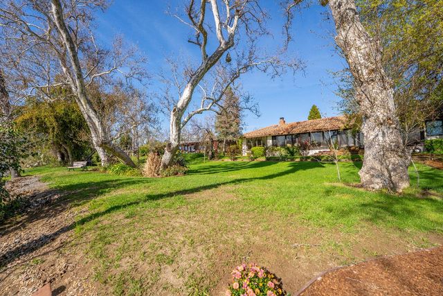 195 Howell Avenue, Red Bluff, CA 96080