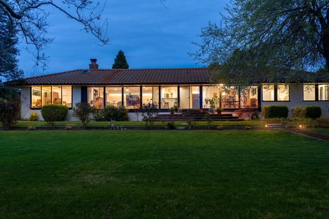 195 Howell Avenue, Red Bluff, CA 96080