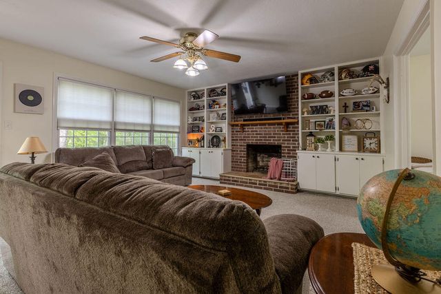 198 Kyle Lane, Morehead, KY 40351
