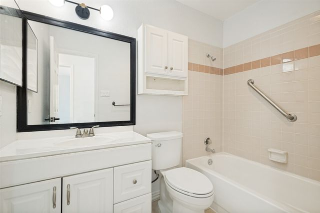 2112 Carriage Hill, Denton, TX 76207