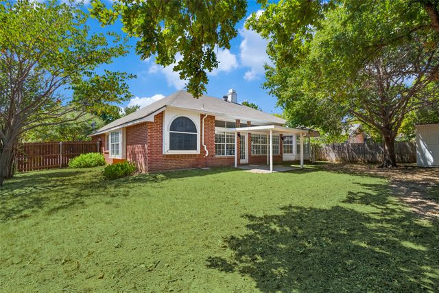 2112 Carriage Hill, Denton, TX 76207