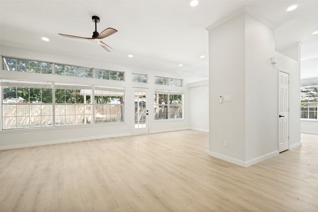 2112 Carriage Hill, Denton, TX 76207