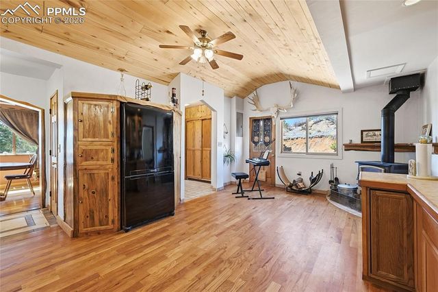 556 Circle Drive, Florissant, CO 80816
