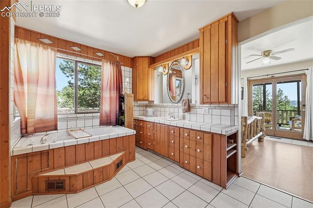 556 Circle Drive, Florissant, CO 80816