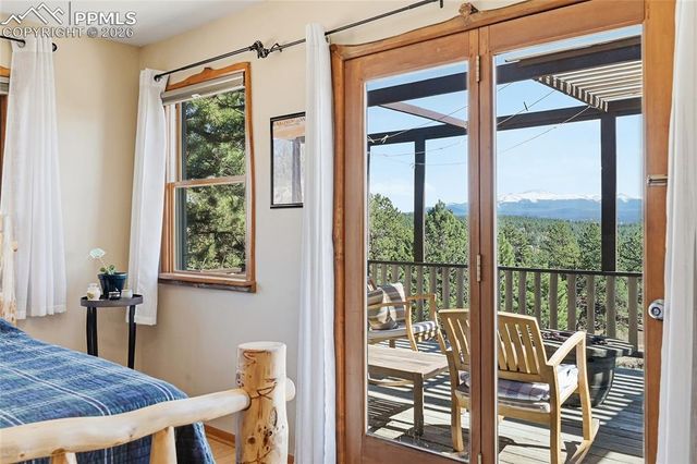 556 Circle Drive, Florissant, CO 80816