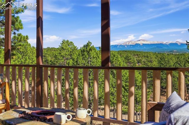 556 Circle Drive, Florissant, CO 80816