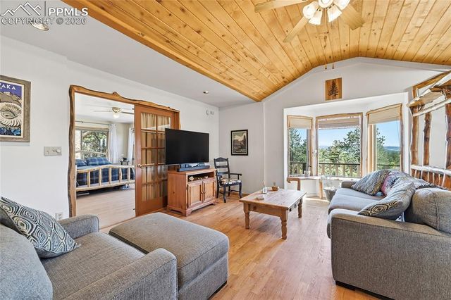 556 Circle Drive, Florissant, CO 80816