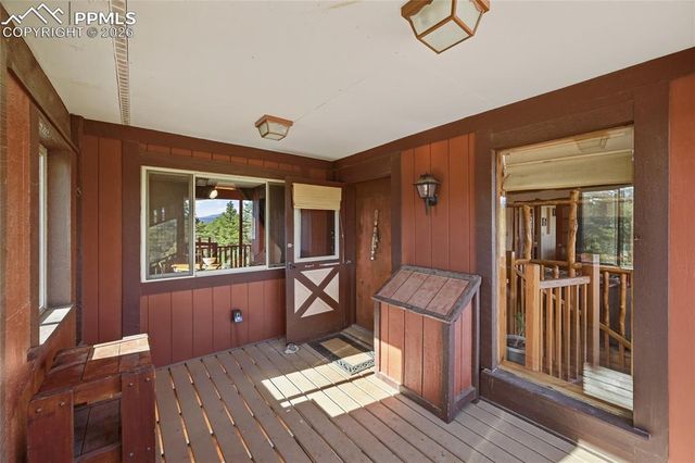 556 Circle Drive, Florissant, CO 80816
