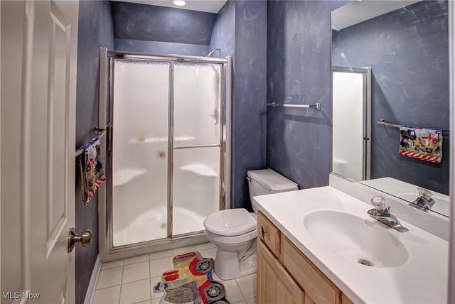 4 River Pointe, Rocky River, OH 44116