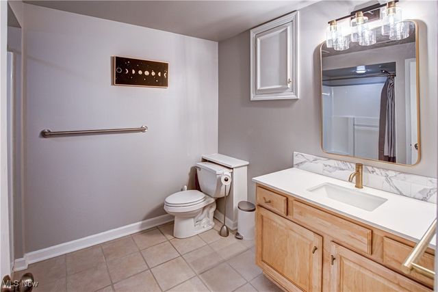 4 River Pointe, Rocky River, OH 44116