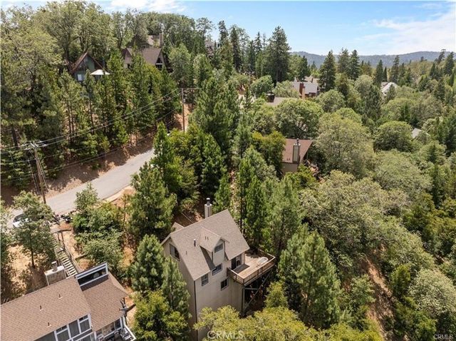 1334 St Anton, Lake Arrowhead, CA 92352