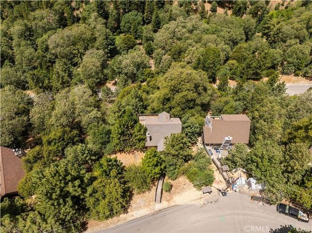 1334 St Anton, Lake Arrowhead, CA 92352